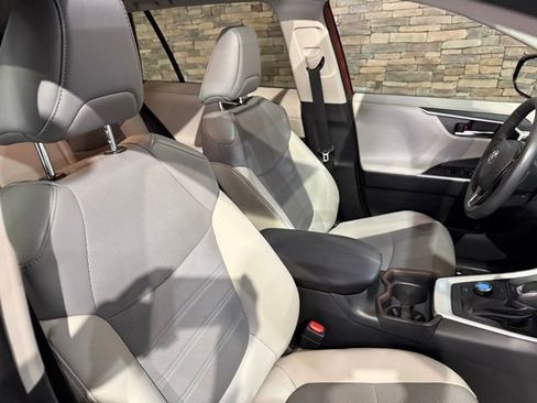 Used 2021 Toyota RAV4 Limited w/ Limited Grade Weather Package AWD/4WD image 35