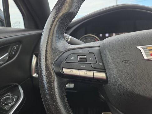 Used 2020 Cadillac XT4 Sport w/ Technology Package image 23