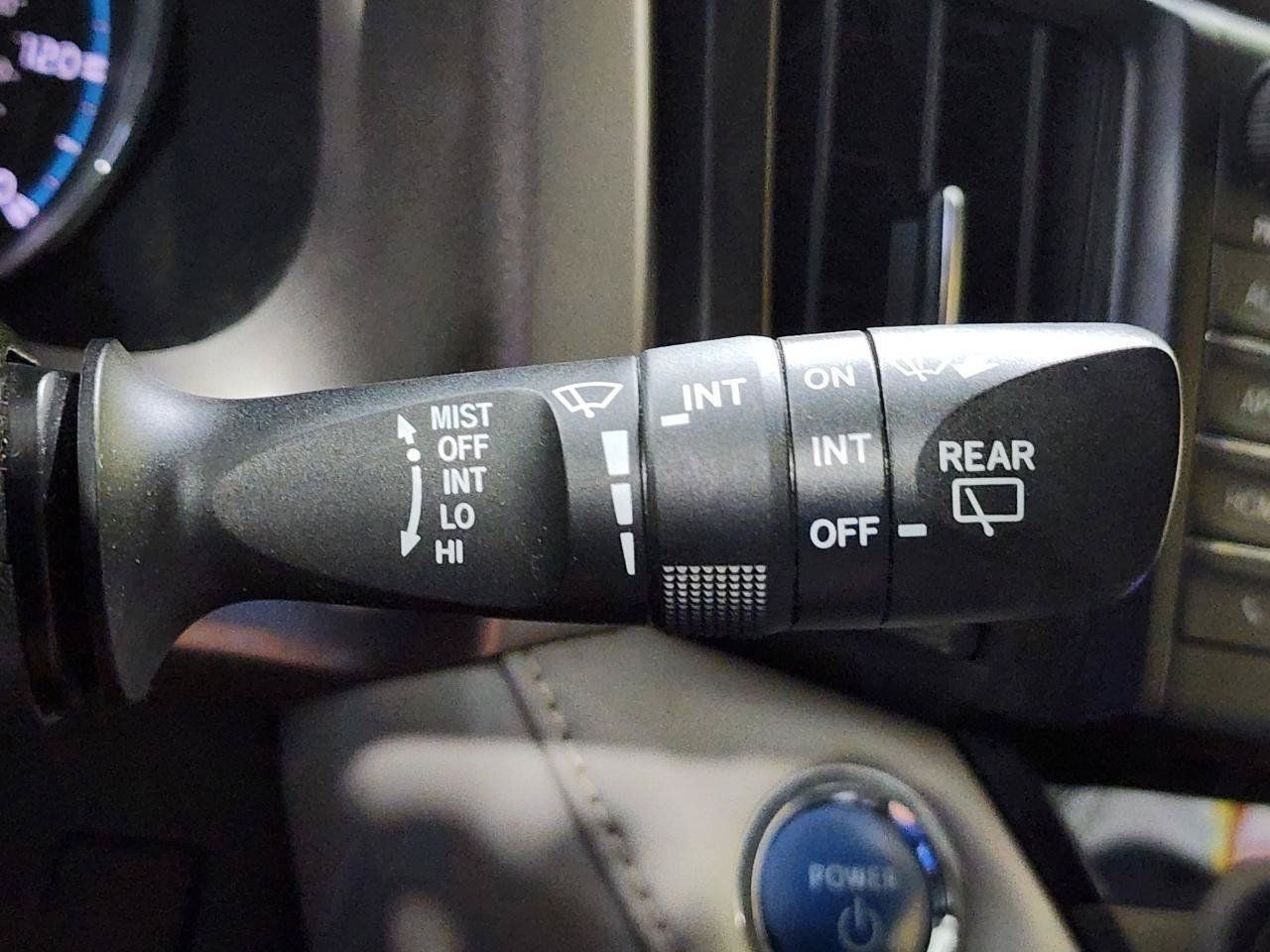 Used 2016 Toyota RAV4 XLE w/ Convenience Package AWD/4WD image 17