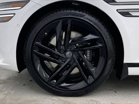 Used 2026 Genesis G80 3.5T Prestige image 10