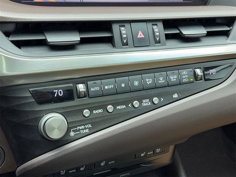 Used 2021 Lexus ES 350 w/ Premium Package image 27