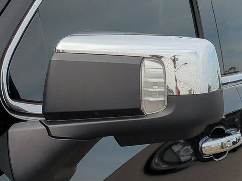 Used 2025 GMC Sierra 1500 Denali w/ Denali Reserve Package AWD/4WD image 54