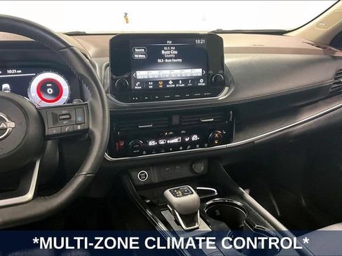 Used 2023 Nissan Rogue Platinum AWD/4WD image 12