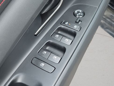 Certified 2025 Hyundai Elantra N Line FWD image 18