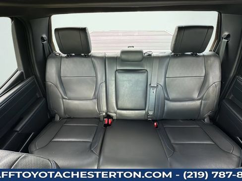Used 2022 Toyota Tundra Platinum w/ Advanced Package AWD/4WD image 24