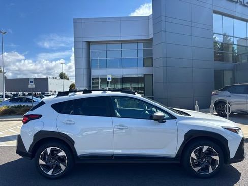 Used 2025 Subaru Crosstrek 2.5i Limited w/ Crosstrek Mirror Package AWD/4WD image 2