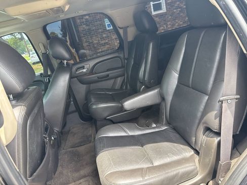Used 2011 GMC Yukon SLT RWD image 12