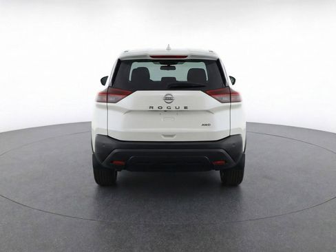 Used 2025 Nissan Rogue SV image 7