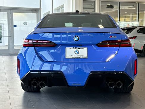 New 2026 BMW M5 w/ Executive Package image 7
