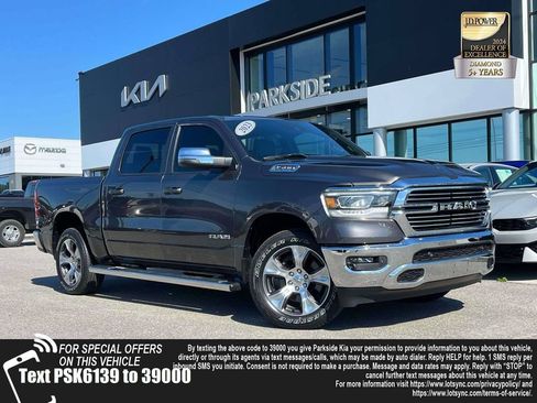 Used 2023 RAM 1500 Laramie AWD/4WD image 1
