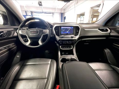 Used 2023 GMC Acadia SLT w/ Elevation Edition AWD/4WD image 21