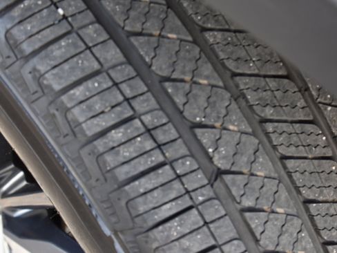 Used 2022 Nissan Pathfinder Platinum w/ Cargo Package image 11