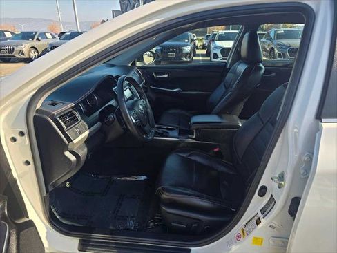 Used 2017 Toyota Camry SE image 22