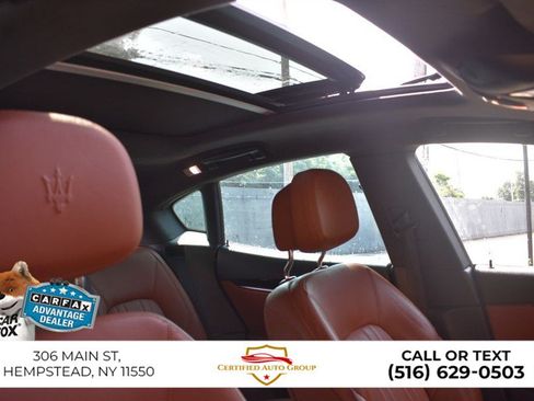 Used 2020 Maserati Levante AWD/4WD image 21