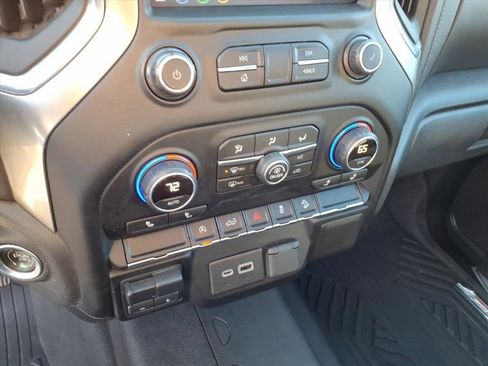 Used 2021 Chevrolet Silverado 1500 RST image 31