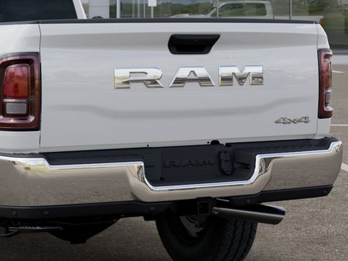 New 2026 RAM 2500 Tradesman AWD/4WD image 13
