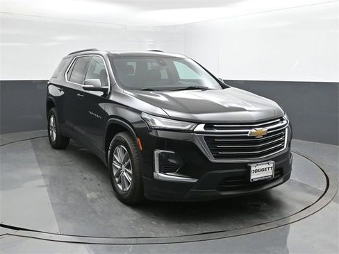 Used 2022 Chevrolet Traverse LT image 22