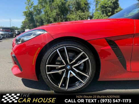 Used 2020 BMW Z4 sDrive30i w/ M Sport Package RWD image 4