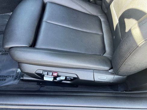 Used 2019 BMW 440i Coupe w/ M Sport Package image 22