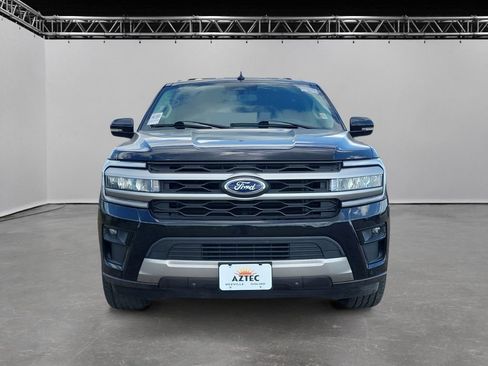 Used 2023 Ford Expedition XLT RWD image 2
