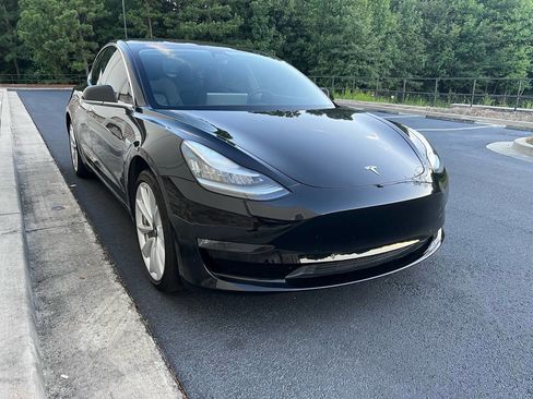 Used 2018 Tesla Model 3 Long Range image 3