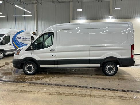 New 2025 Ford Transit 250 148 Medium Roof image 5