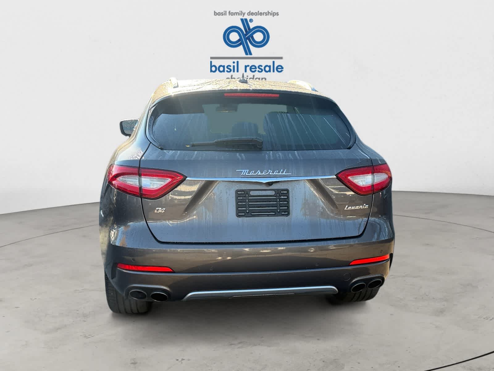 Used 2017 Maserati Levante w/ Luxury Package AWD/4WD image 6