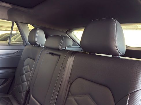 New 2026 Volkswagen Atlas Cross Sport SE image 30