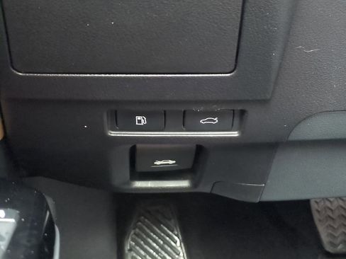 Used 2022 Lexus ES 300h w/ Premium Package image 21