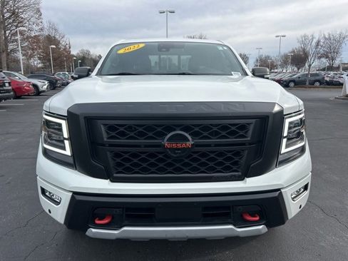 Used 2022 Nissan Titan PRO-4X w/ Pro-4x Convenience Package image 2