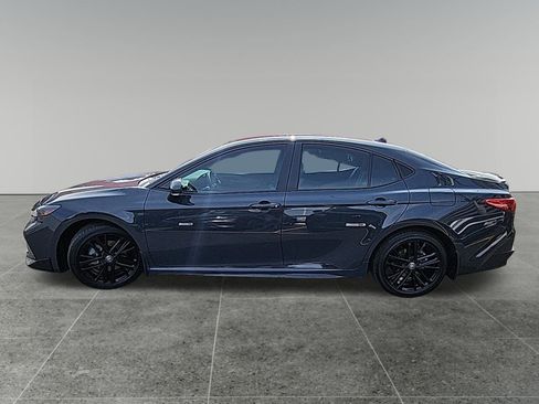 Certified 2025 Toyota Camry SE w/ Convenience Package FWD image 4