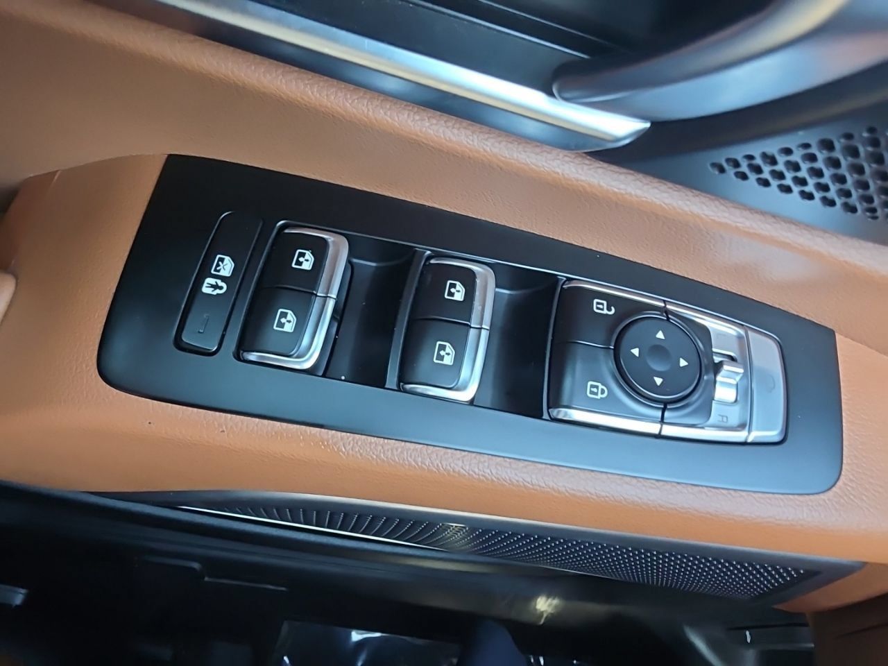 Used 2024 Kia Telluride EX X-Line AWD/4WD image 36