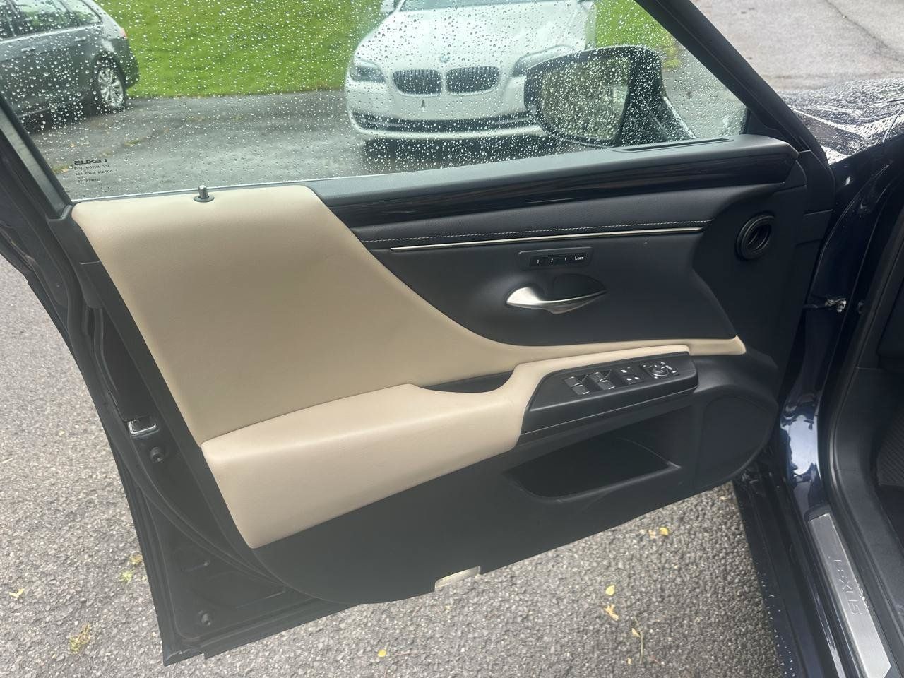 Used 2021 Lexus ES 250 w/ Premium Package AWD/4WD image 11