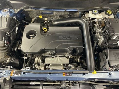 Used 2024 Chevrolet Equinox LT image 28