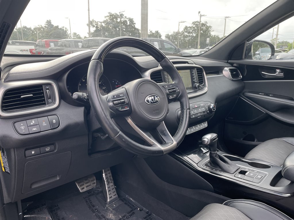 Used 2017 Kia Sorento SX FWD image 14