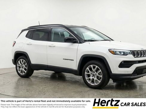 Used 2025 Jeep Compass Limited AWD/4WD image 1