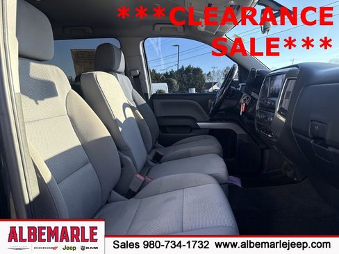 Used 2018 Chevrolet Silverado 1500 LT w/ All Star Edition image 28