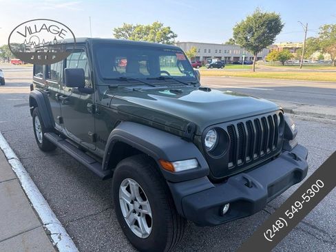 Used 2021 Jeep Wrangler Unlimited Sport AWD/4WD image 3