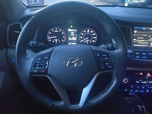 Used 2017 Hyundai Tucson Limited w/ Limited Ultimate Package 03 image 16
