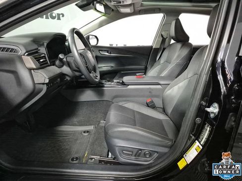 Certified 2025 Toyota Camry XLE FWD image 9