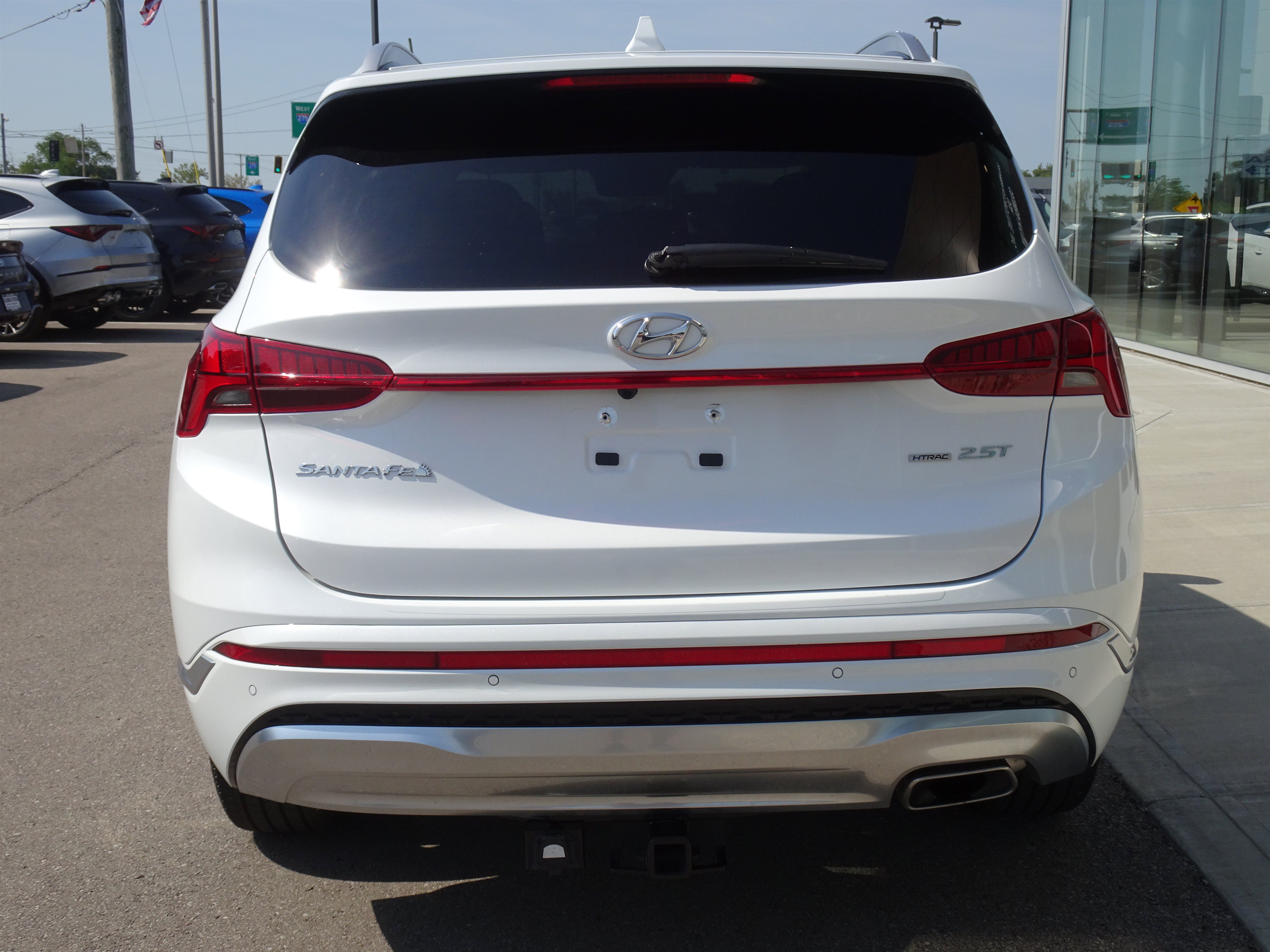 Used 2023 Hyundai Santa Fe Calligraphy AWD/4WD image 4