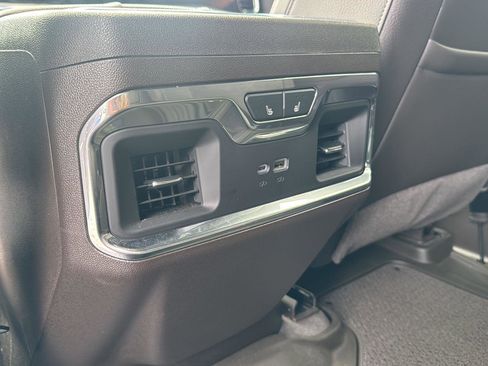 Used 2024 GMC Sierra 1500 Denali w/ Technology Package AWD/4WD image 29