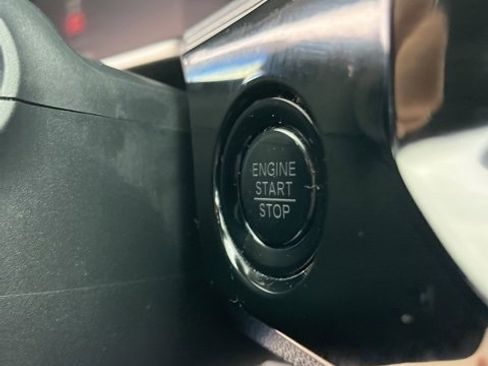 Used 2023 Honda Civic Sport image 19