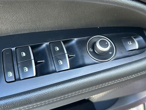 Used 2019 Alfa Romeo Stelvio Ti Sport w/ Quick Order Package 22S Sport image 25