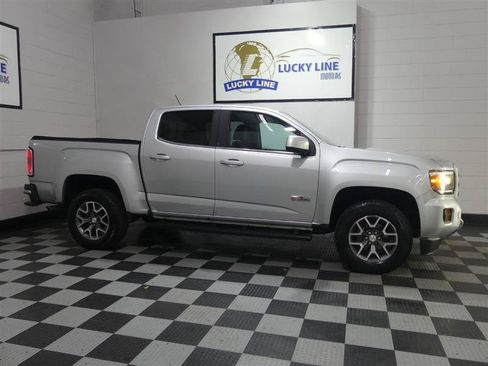 Used 2017 GMC Canyon SLE w/ All Terrain Package AWD/4WD image 6