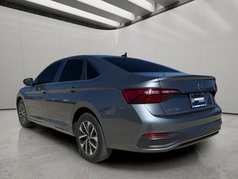 Used 2024 Volkswagen Jetta S image 3