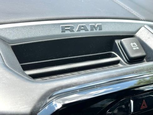 Used 2023 RAM 1500 Big Horn AWD/4WD image 30