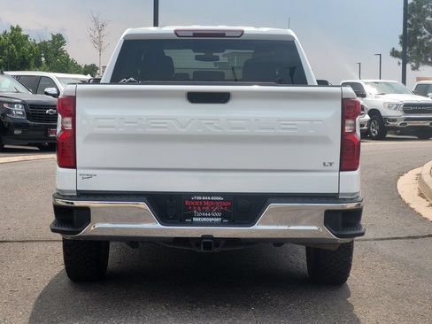Used 2021 Chevrolet Silverado 1500 LT AWD/4WD image 5