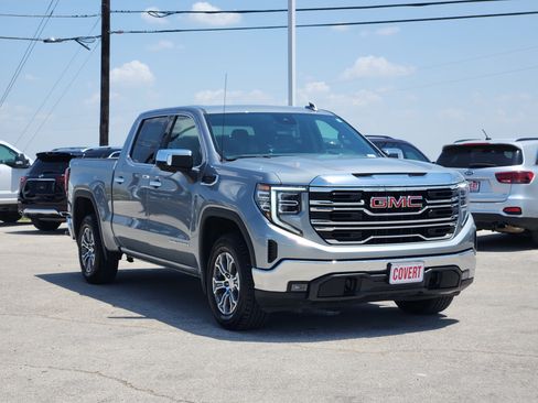 Used 2025 GMC Sierra 1500 SLT AWD/4WD image 3