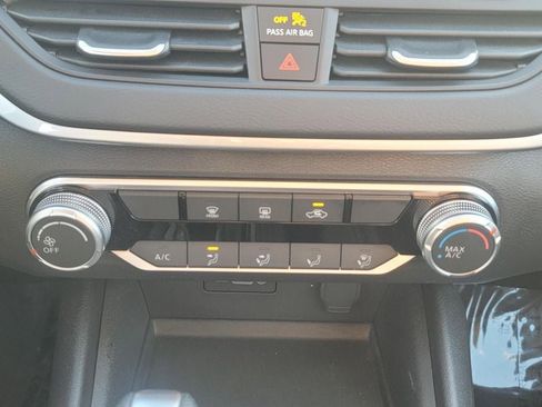 Certified 2025 Nissan Altima 2.5 S image 28